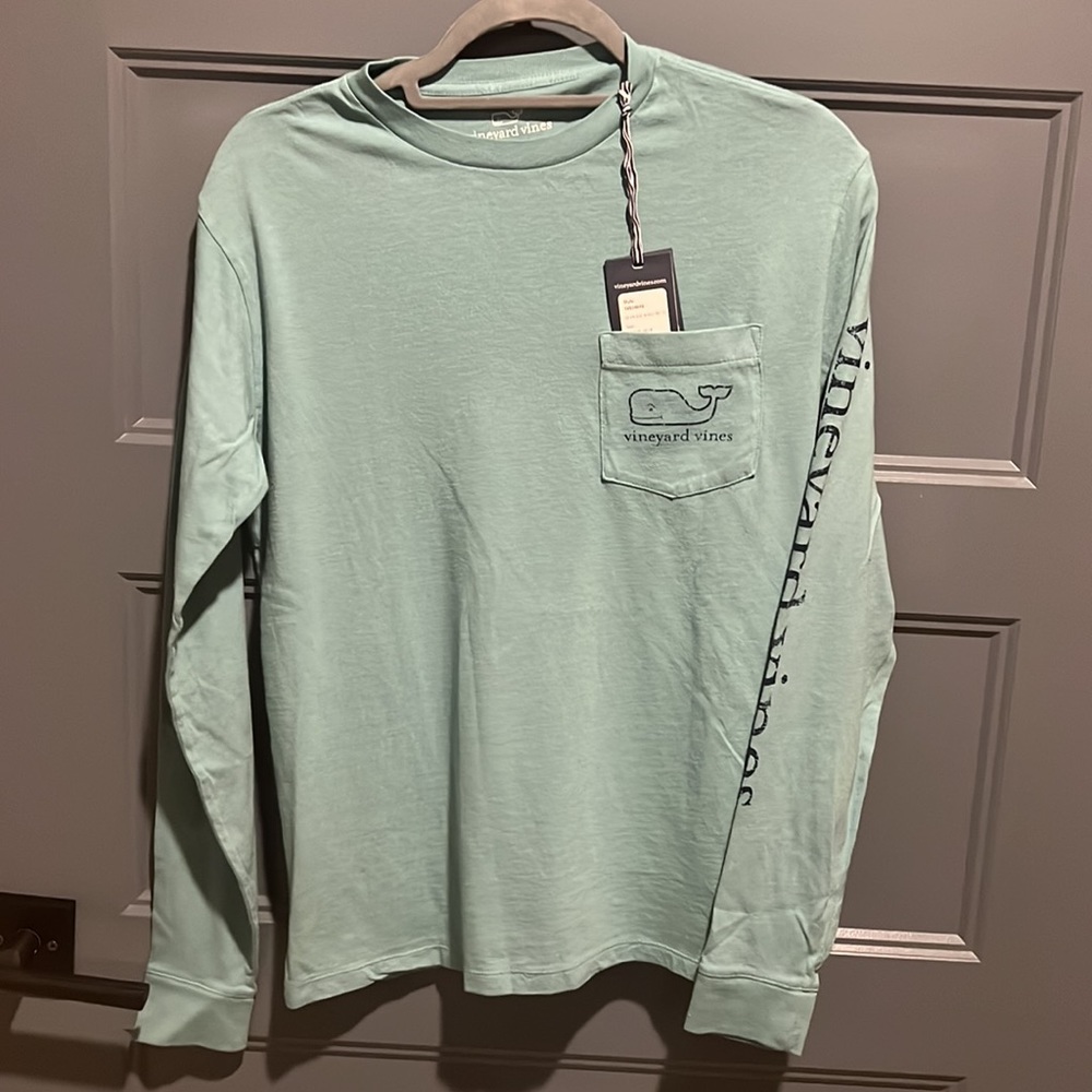 Vineyard Vines NWT Men’s Long Sleeve Tee XS Sea Clay Green